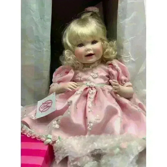 Vintage Marie Osmond Queen Elizabeth Doll Limited Edition Original Box Complete - Picture 3 of 15